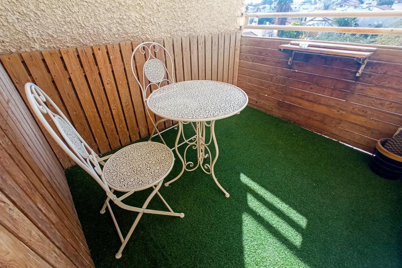 Yalarent Argaman 2Br & Balcony Apt Apartment Eilat Bagian luar foto